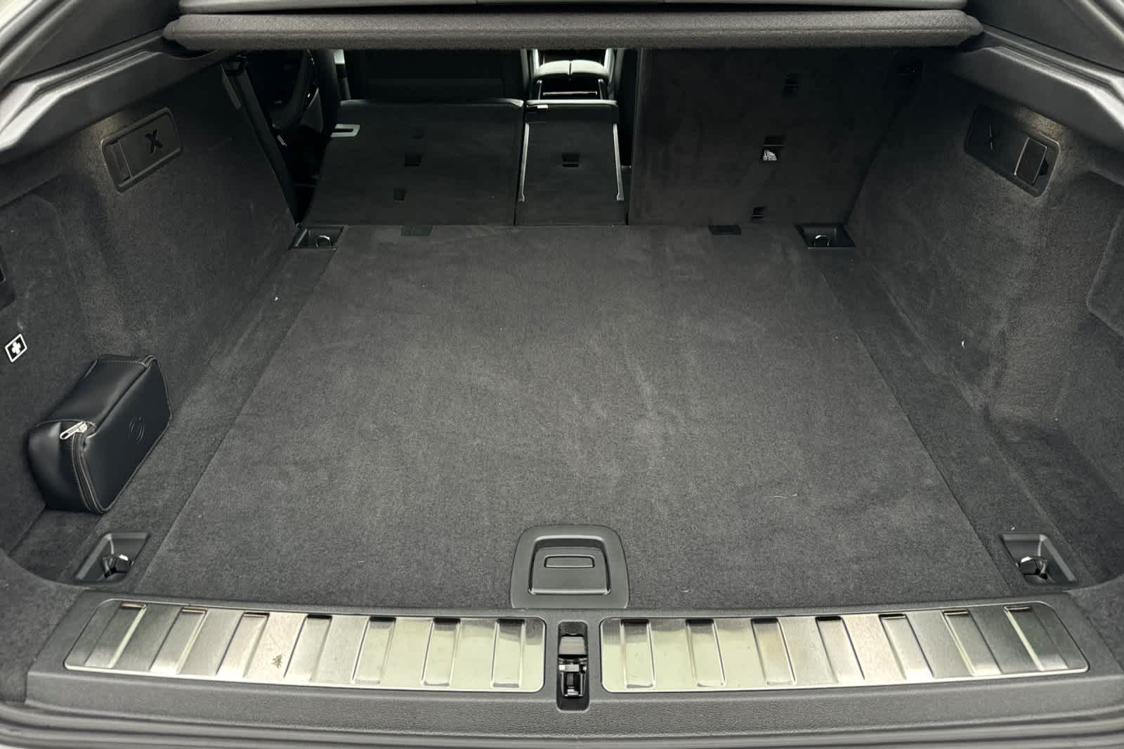 Thumbnail: 2026 BMW X6 - 17