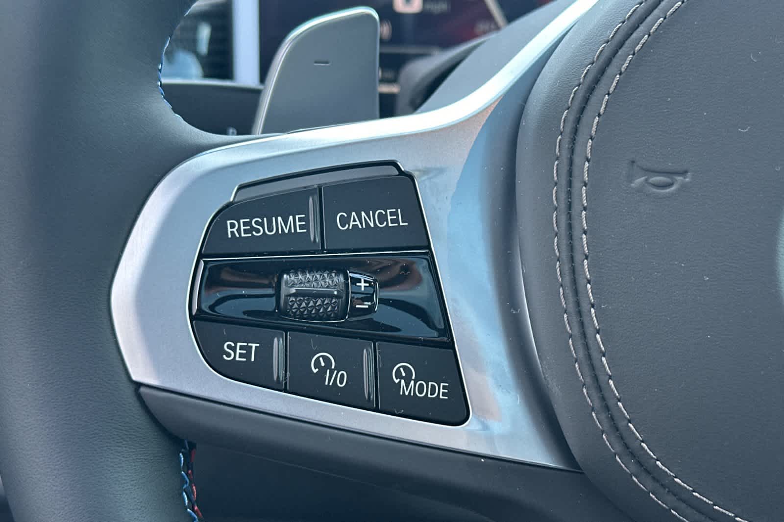 Thumbnail: 2026 BMW X7 - 27