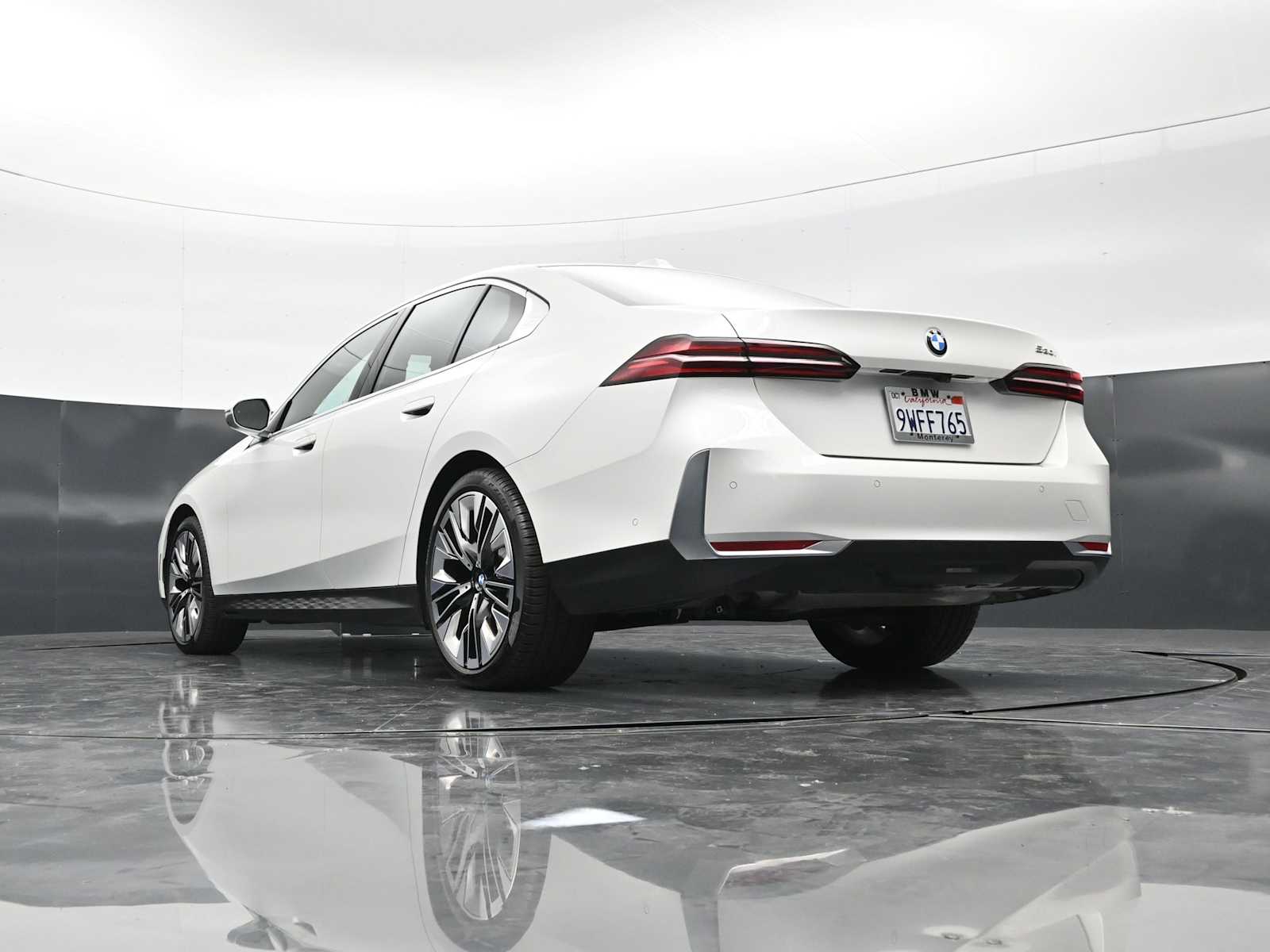 2026 BMW 5 Series 530i - Photo 30