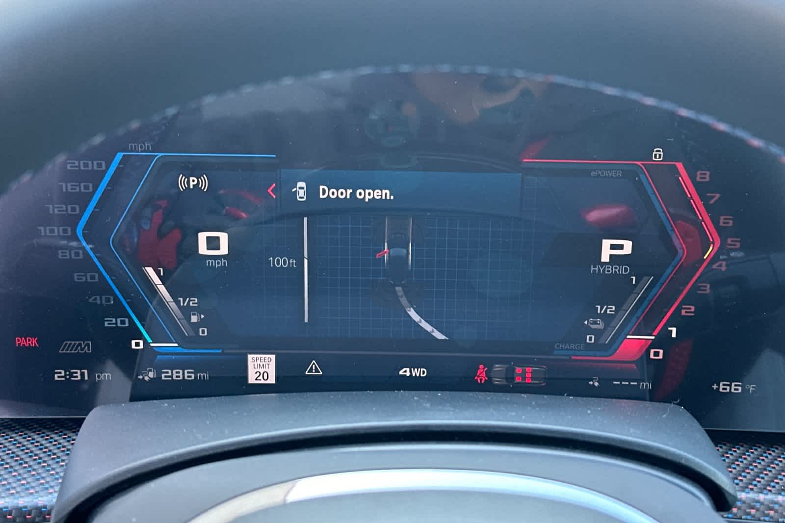 Thumbnail: 2026 BMW XM - 31