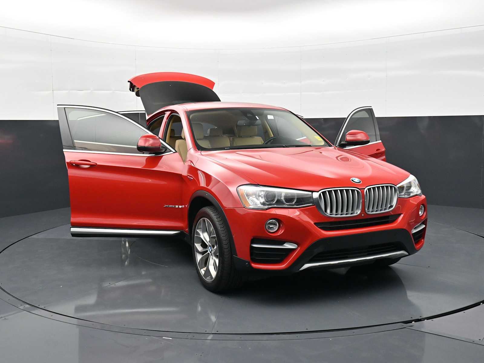 Thumbnail: 2016 BMW X4 - 35