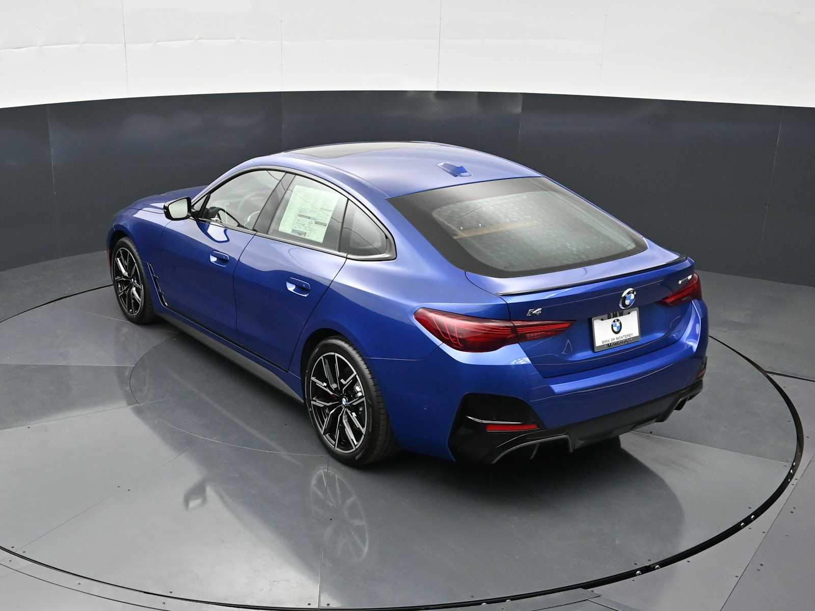 Thumbnail: 2026 BMW i4 - 22