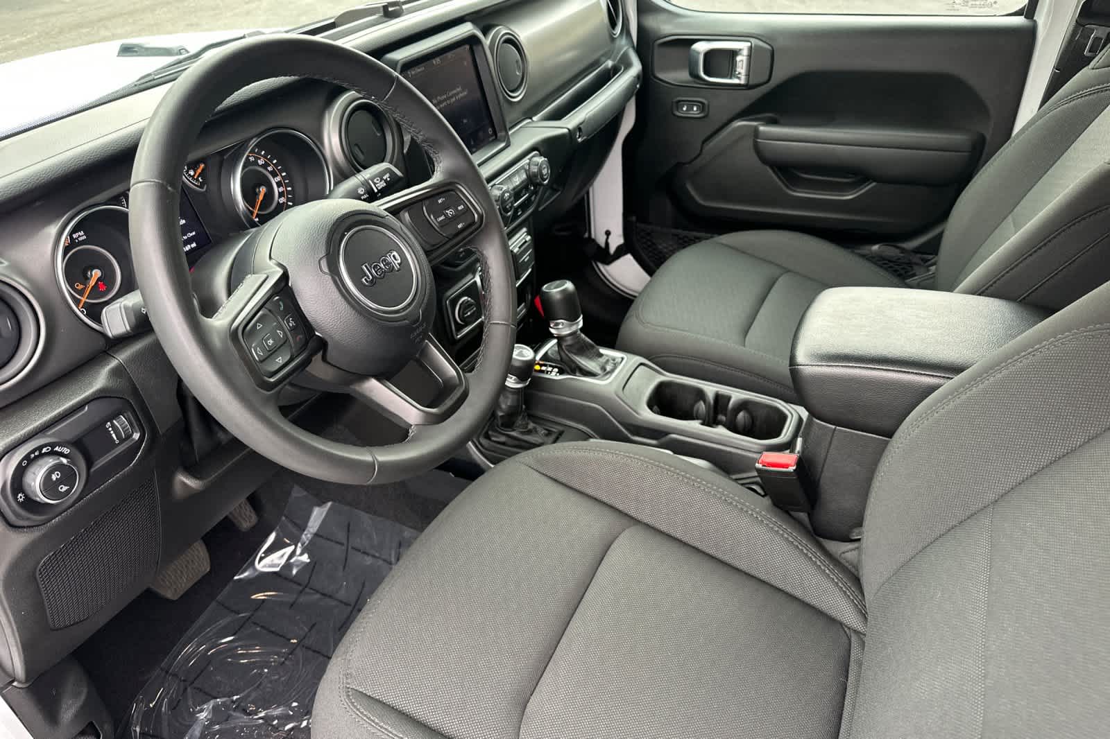 Thumbnail: 2023 Jeep Gladiator - 11