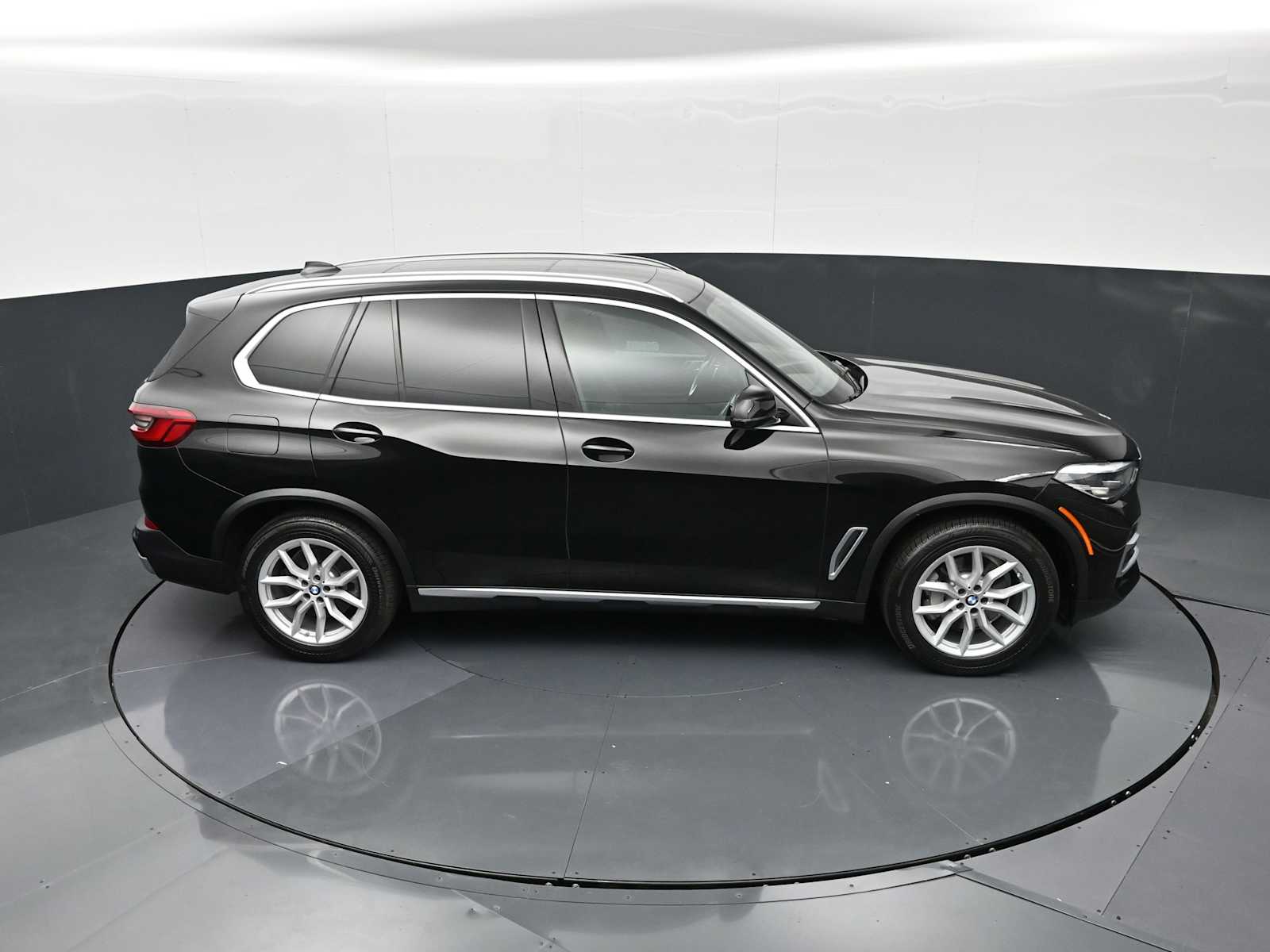 Thumbnail: 2020 BMW X5 - 20