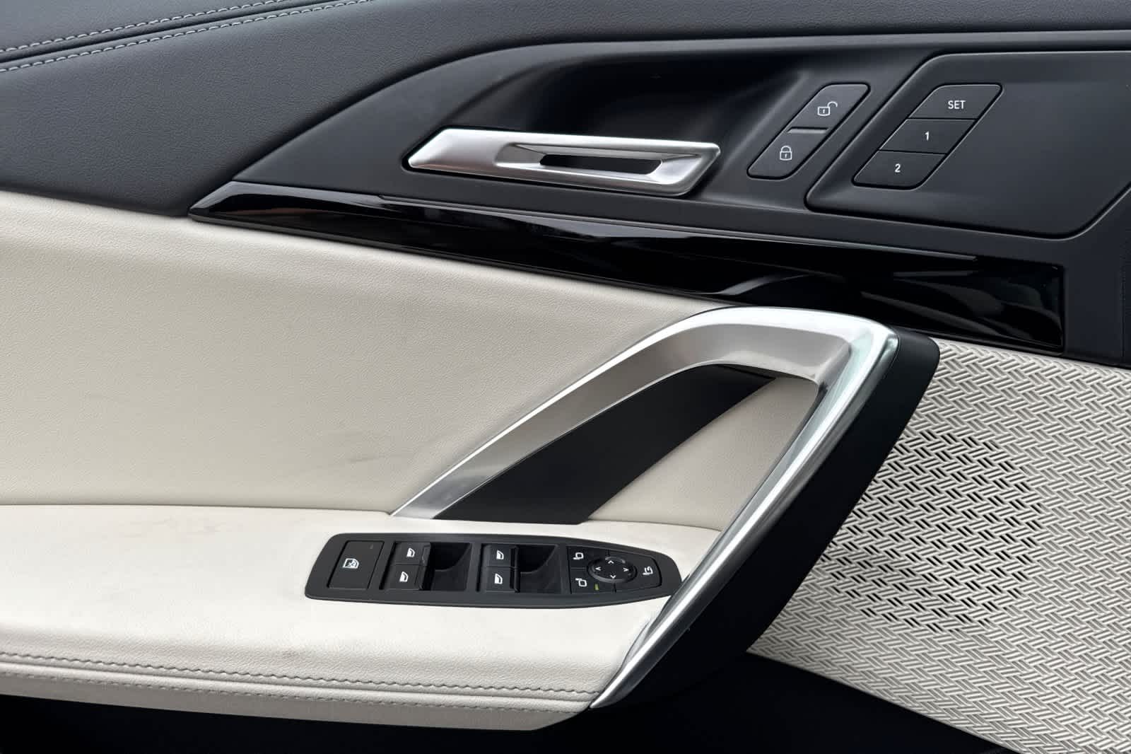 Thumbnail: 2026 BMW X1 - 13