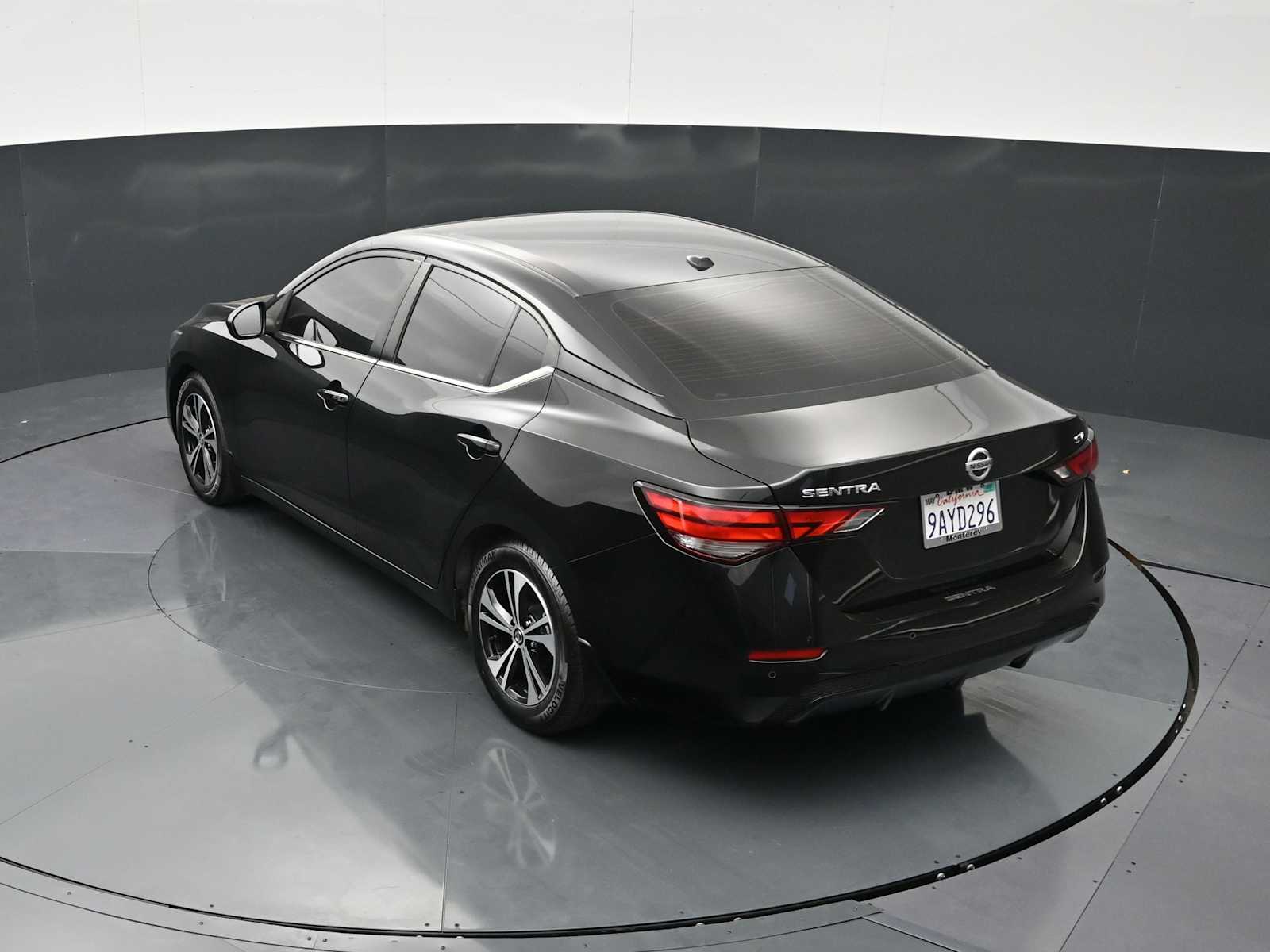 Thumbnail: 2022 Nissan Sentra - 22
