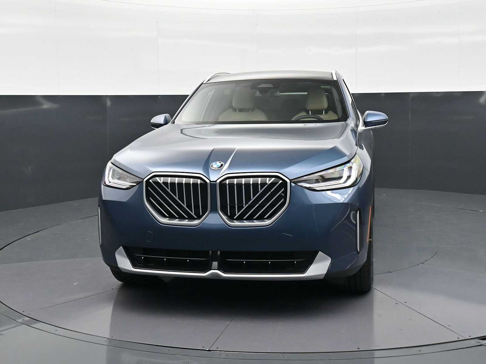 Thumbnail: 2026 BMW X3 - 2