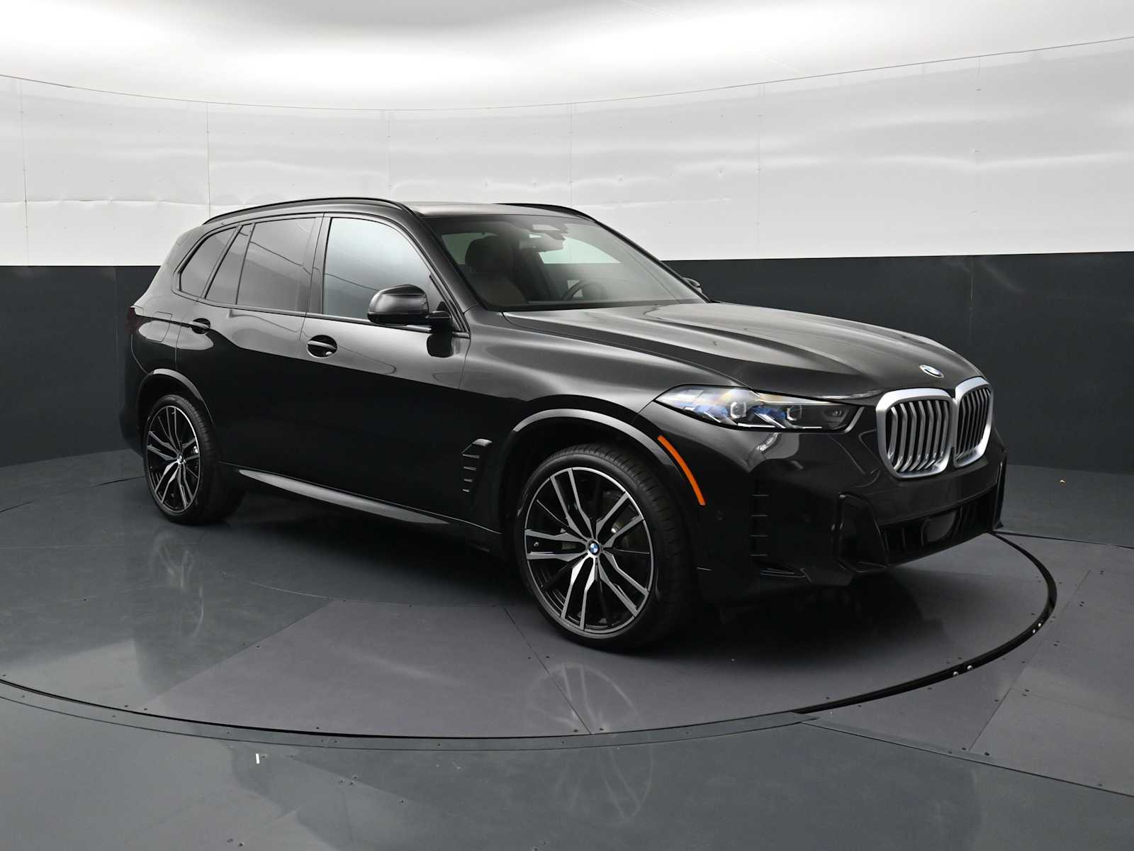 Thumbnail: 2026 BMW X5 - 3