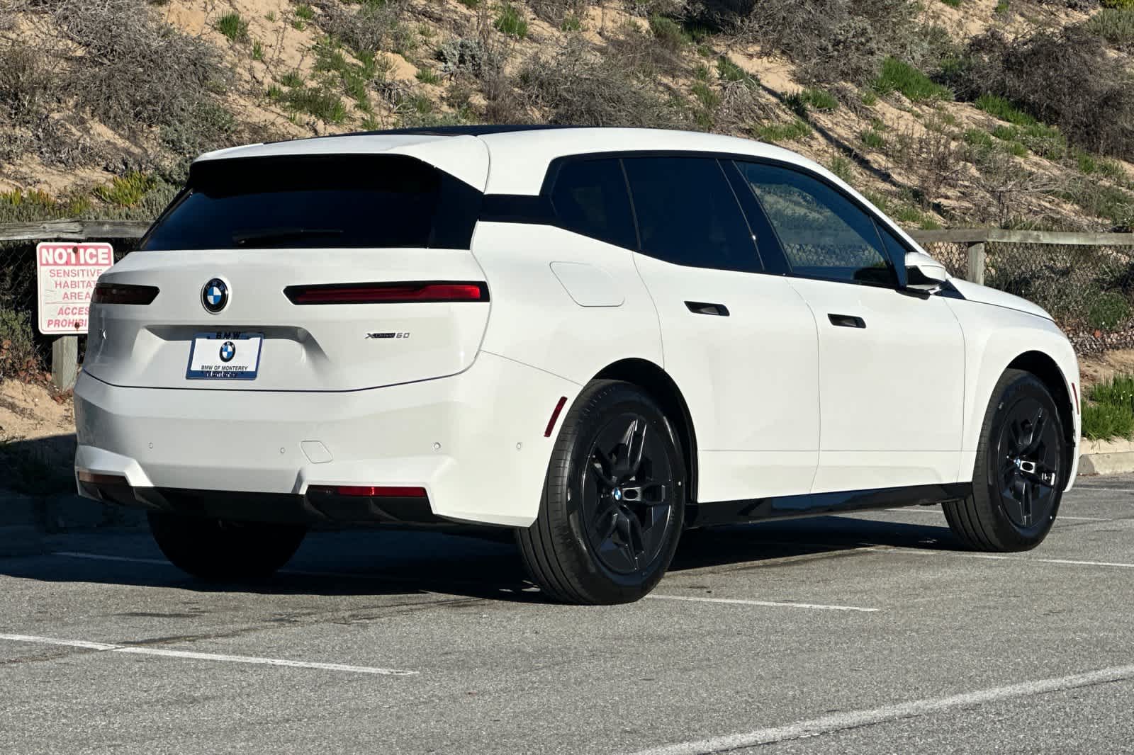 Thumbnail: 2026 BMW iX - 2