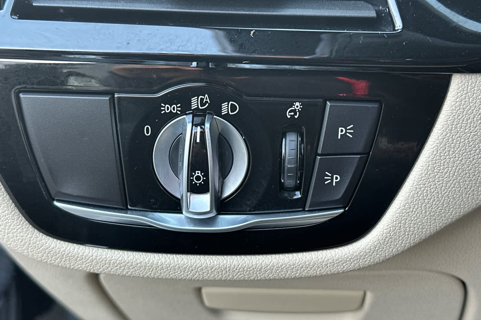 Thumbnail: 2019 BMW 5 Series - 30