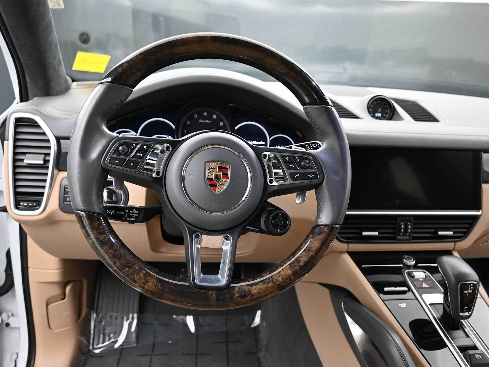 Thumbnail: 2021 Porsche Cayenne - 11