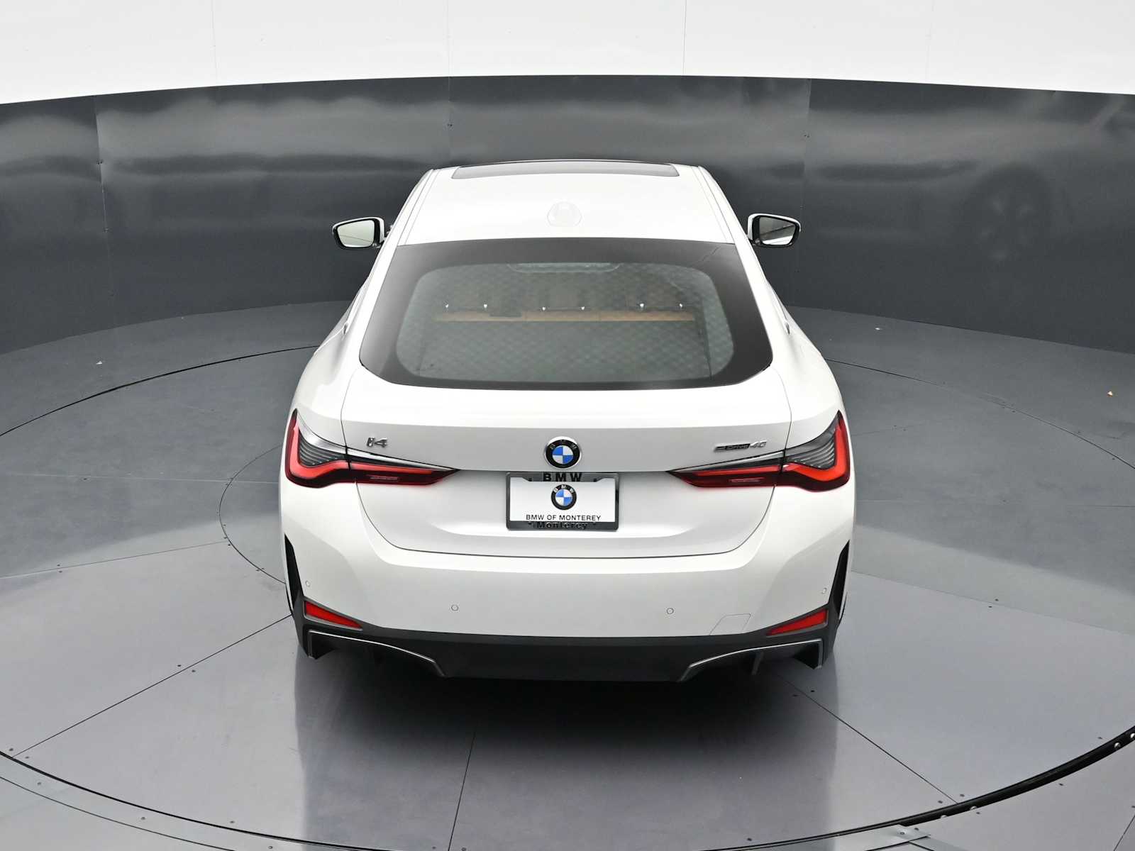 Thumbnail: 2026 BMW i4 - 22