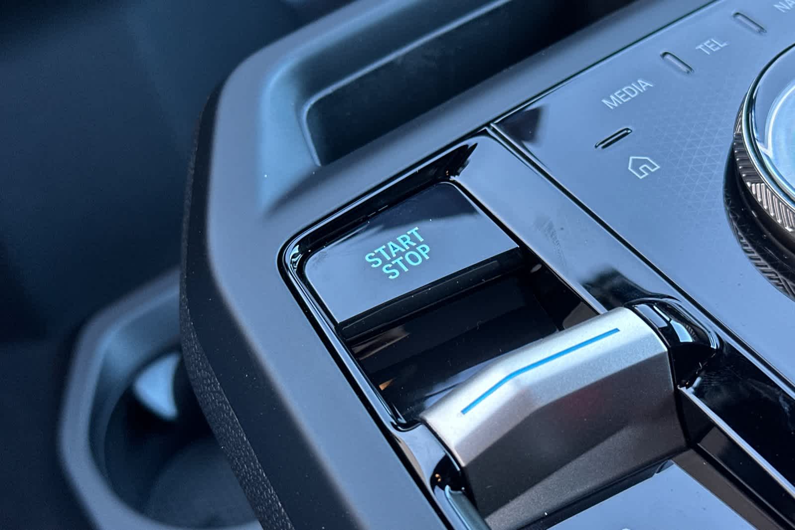 Thumbnail: 2026 BMW iX - 27