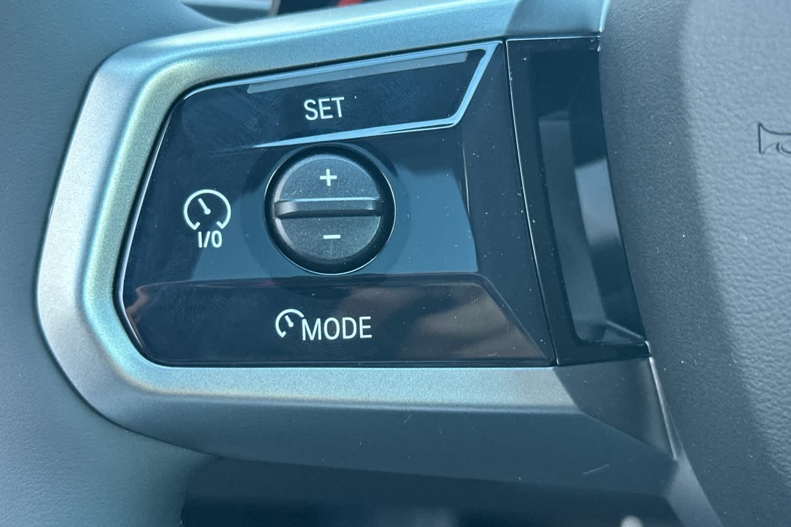 Thumbnail: 2026 BMW i5 - 28