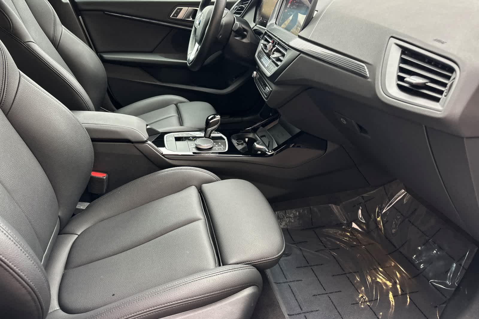 Thumbnail: 2022 BMW 2 Series - 16