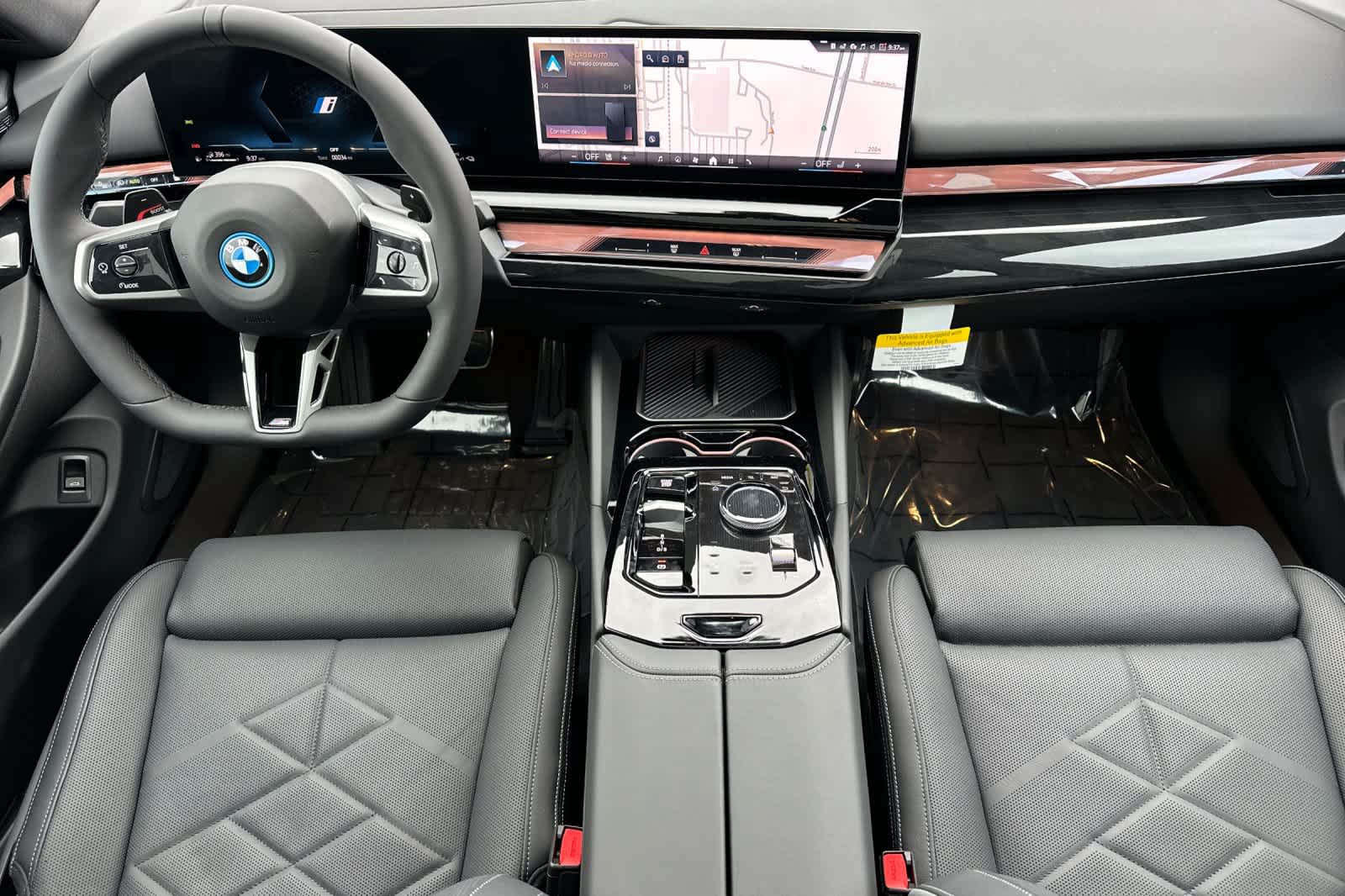 Thumbnail: 2026 BMW 5 Series - 3