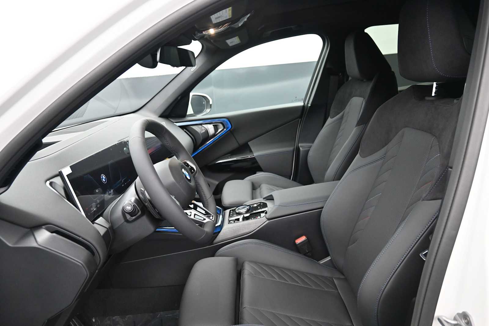 Thumbnail: 2026 BMW X3 - 10