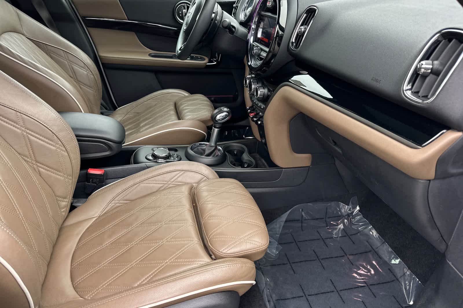 Thumbnail: 2019 MINI Cooper Countryman - 16