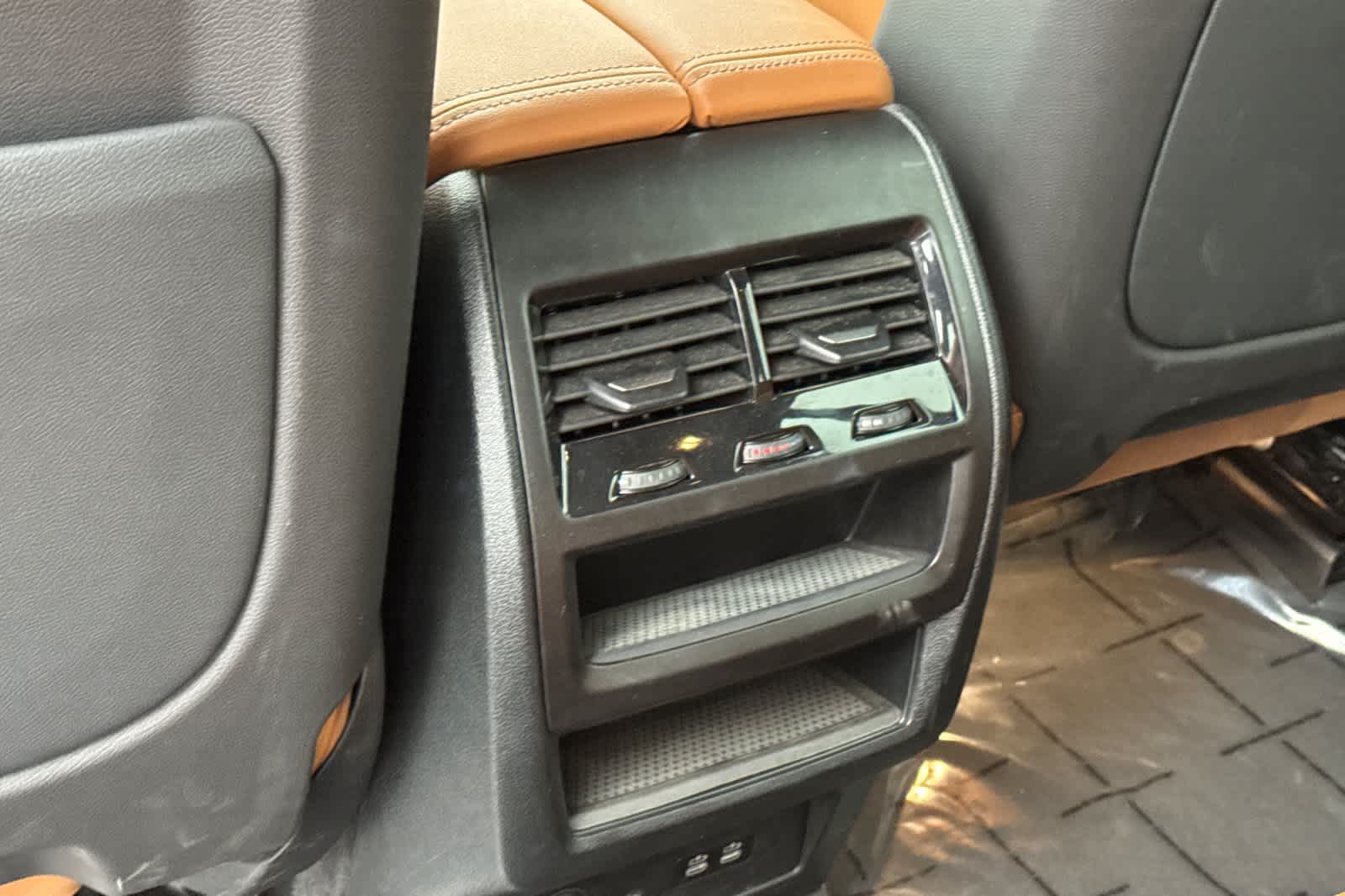 Thumbnail: 2024 BMW X5 - 14