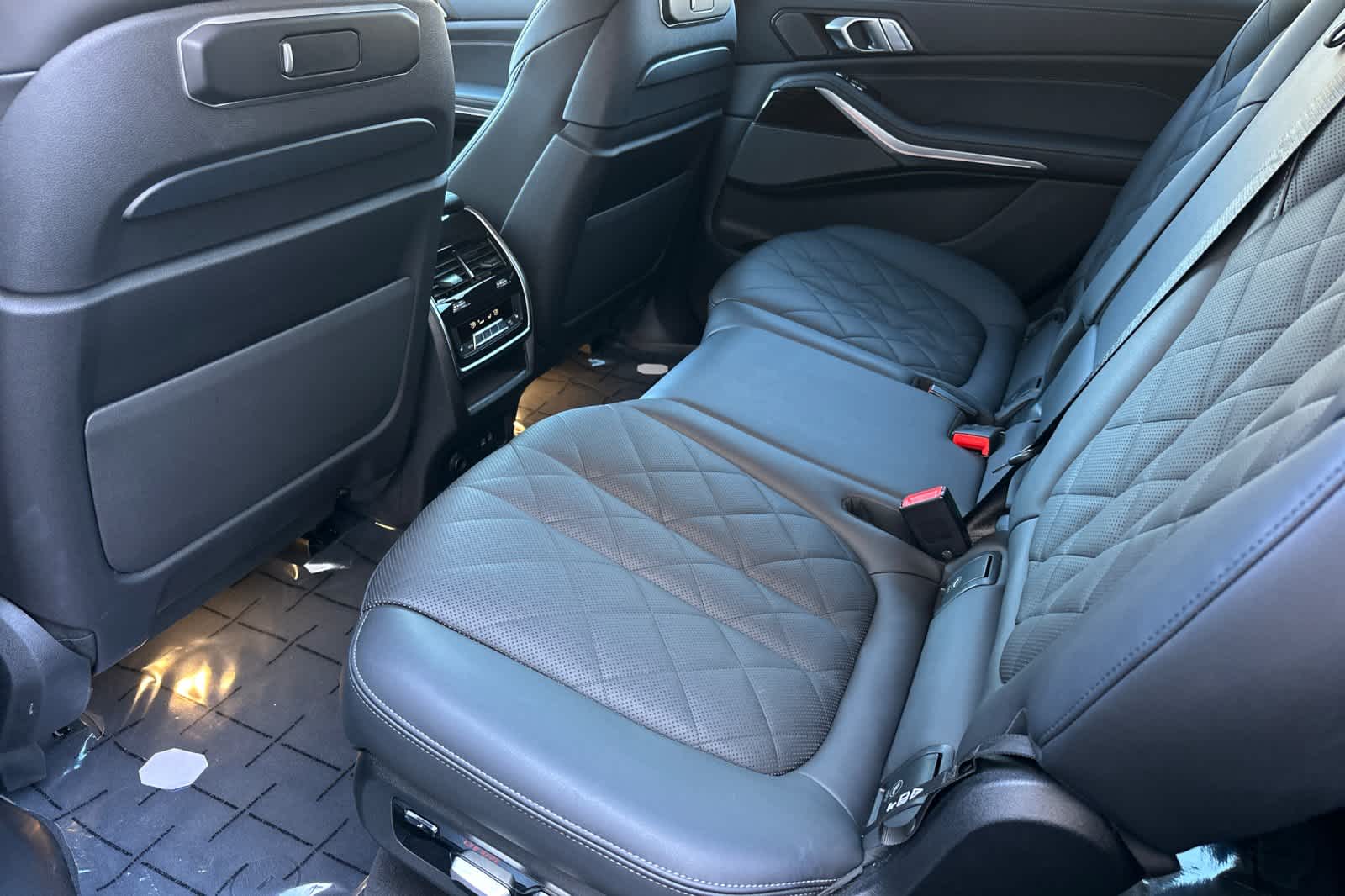 2024 Bmw X7 xDrive40i photo 4