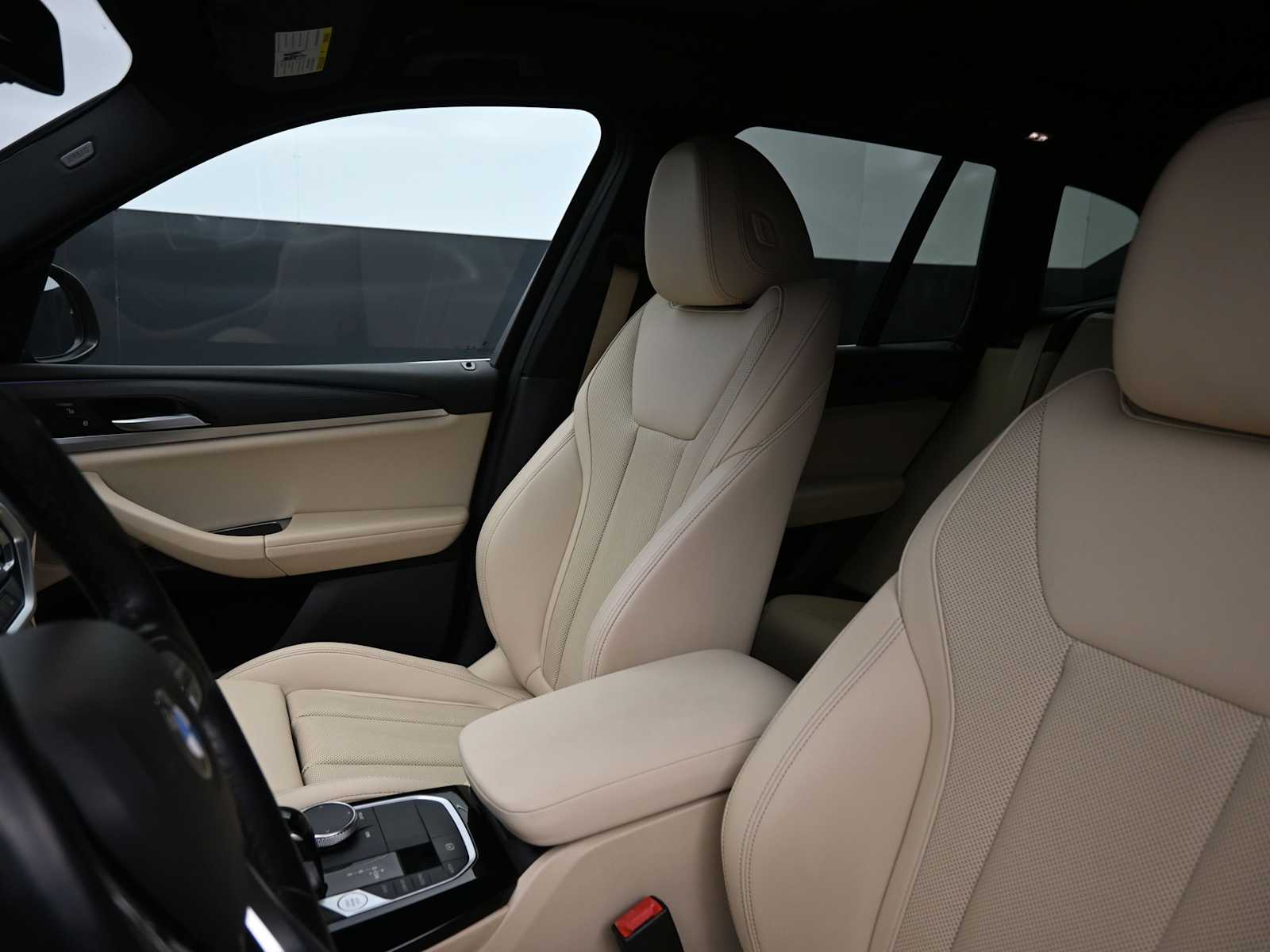 Thumbnail: 2022 BMW X3 - 11