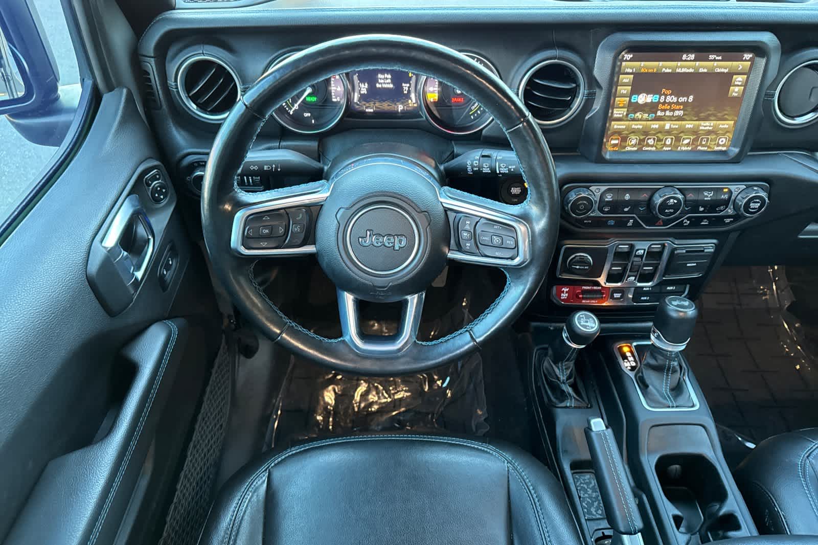 Thumbnail: 2021 Jeep Wrangler - 15