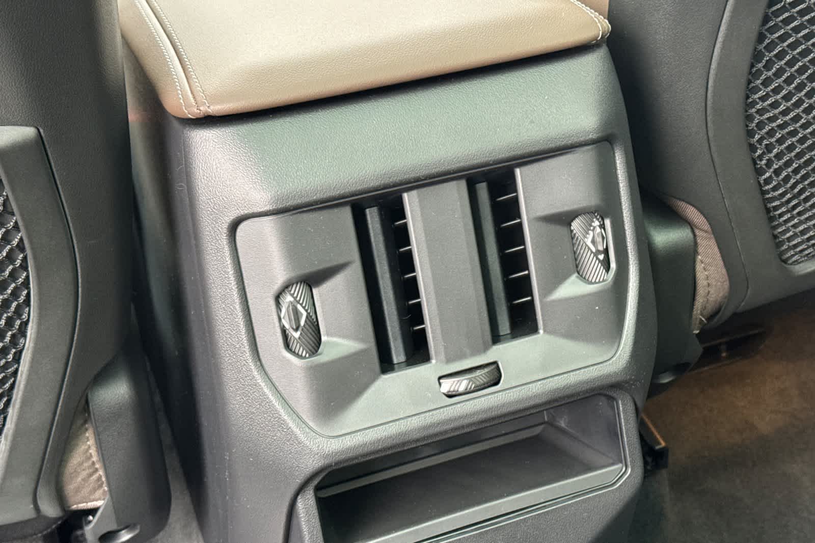 Thumbnail: 2026 BMW X3 - 16