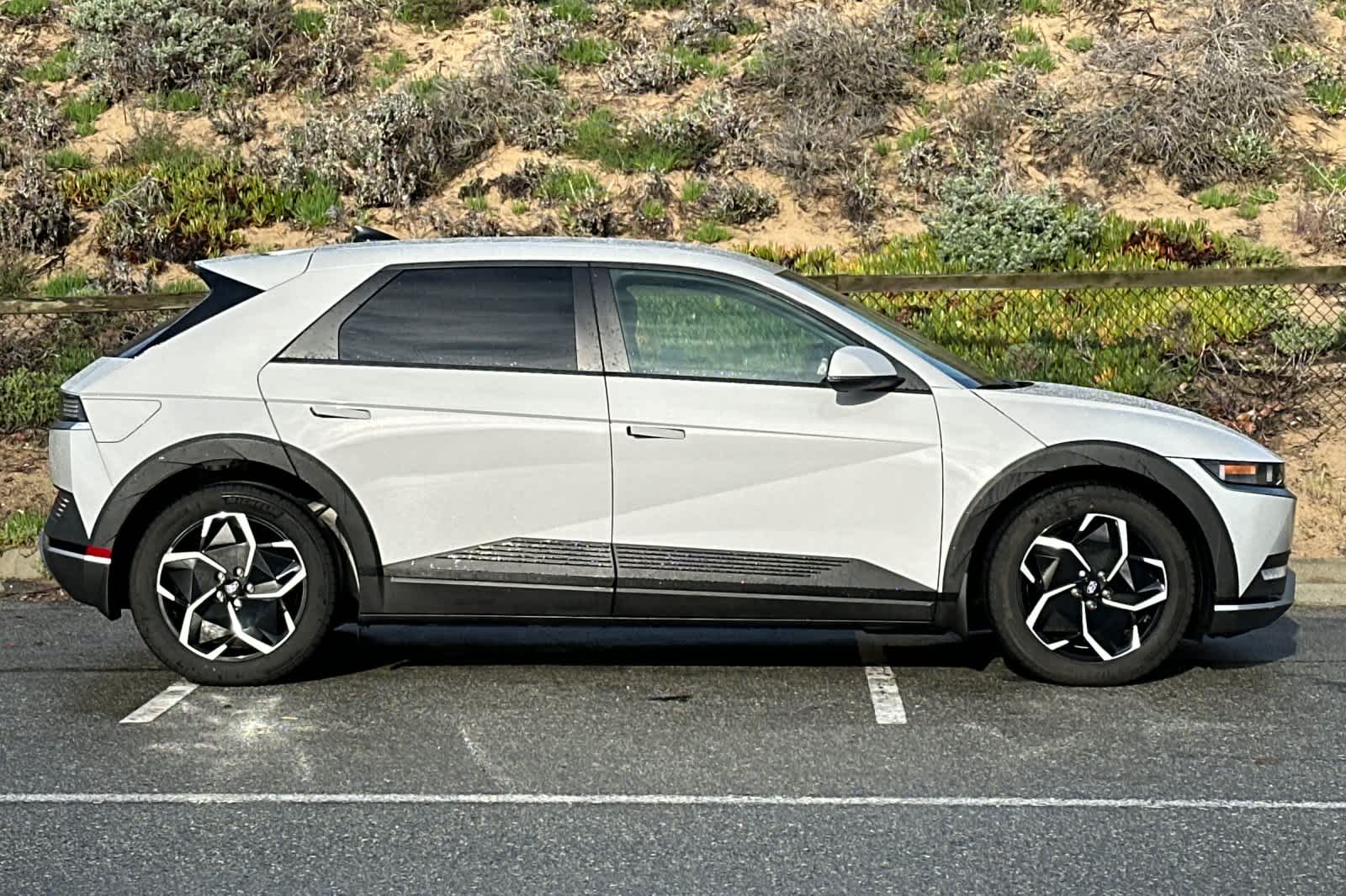 Thumbnail: 2024 Hyundai Ioniq 5 - 6