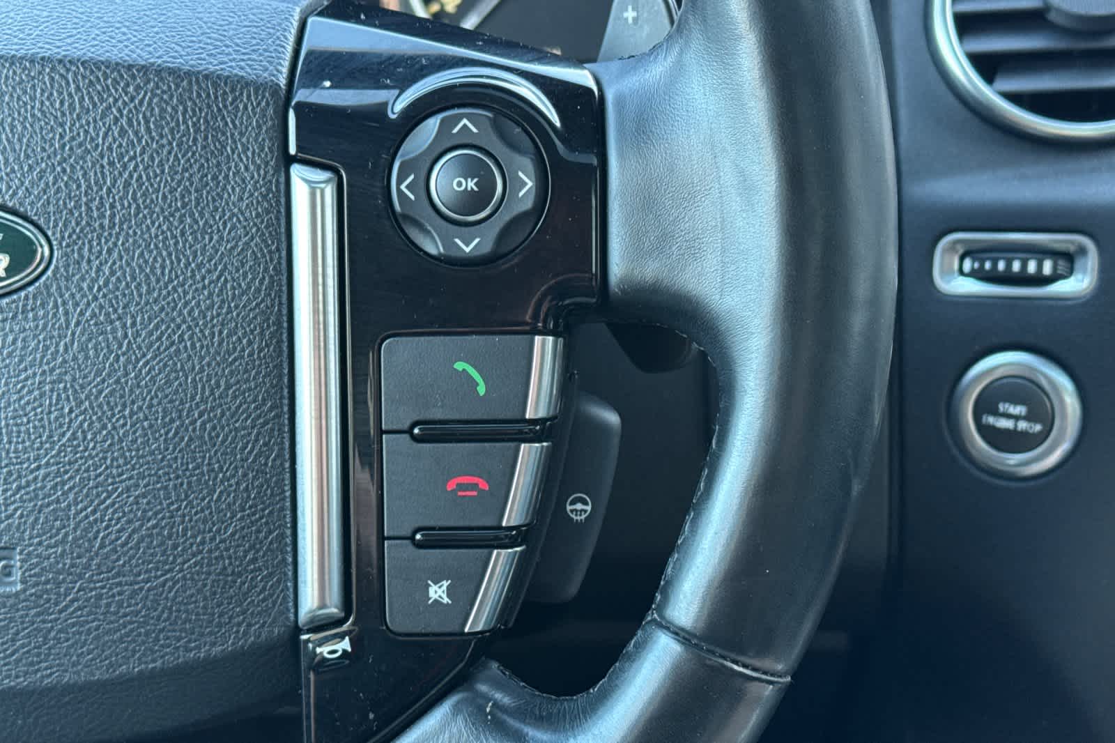 Thumbnail: 2016 Land Rover LR4 - 29