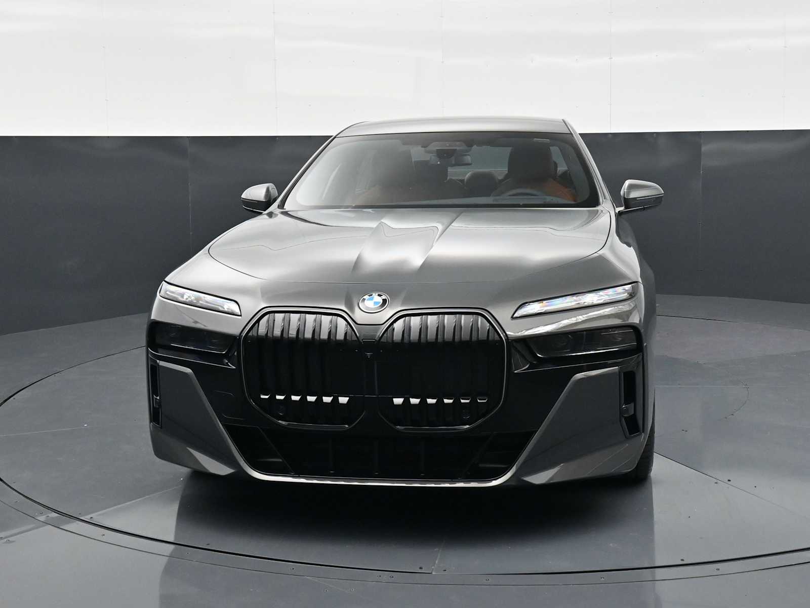 Thumbnail: 2026 BMW 7 Series - 2