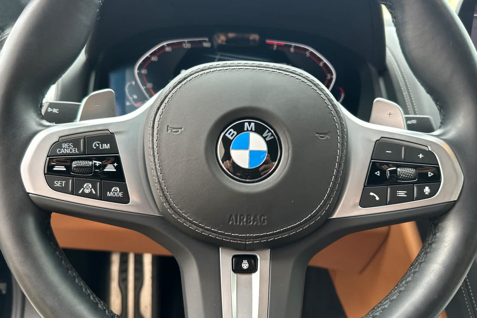 Thumbnail: 2024 BMW 8 Series - 25