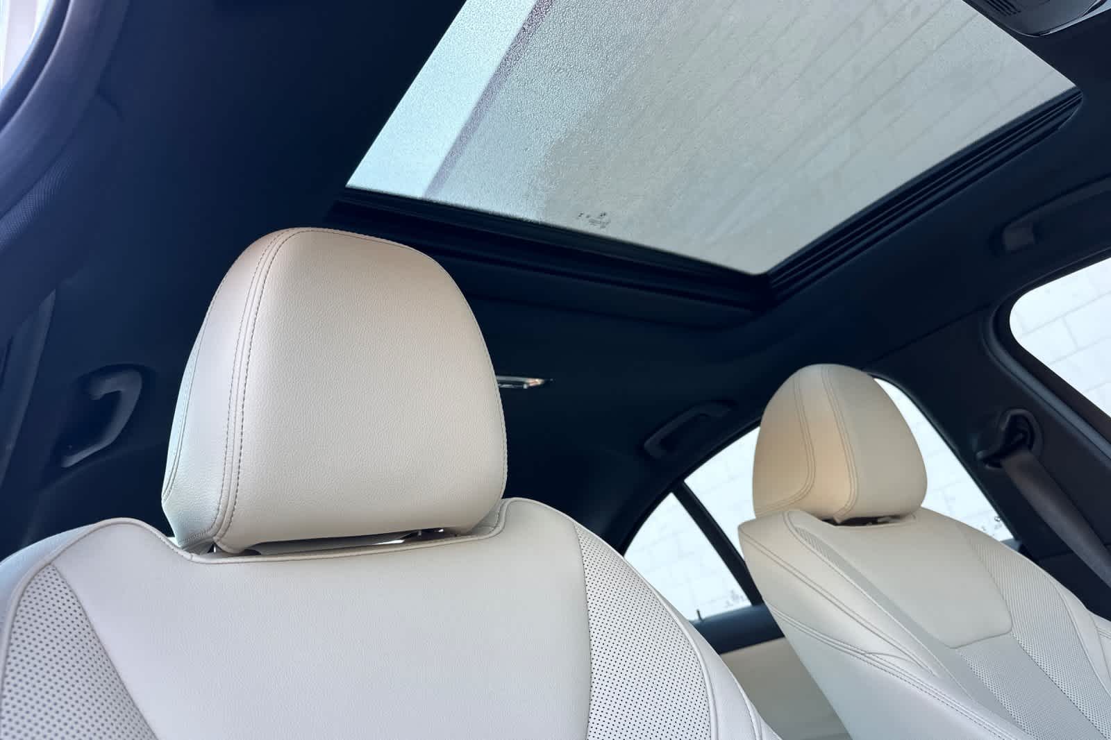 Thumbnail: 2023 BMW 3 Series - 19