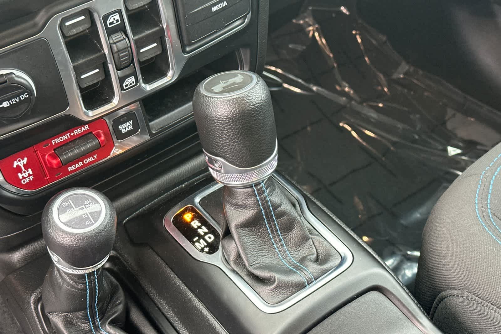 Thumbnail: 2023 Jeep Wrangler - 24