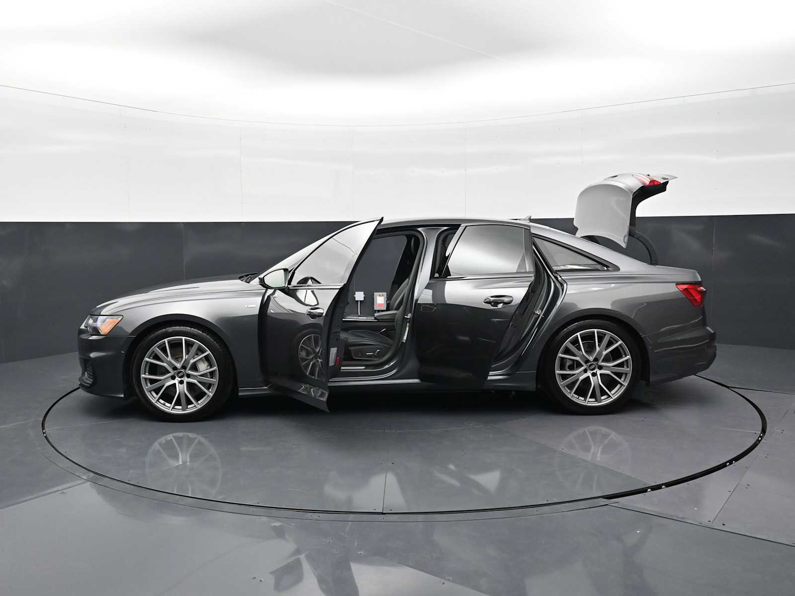 Thumbnail: 2022 Audi A6 - 36