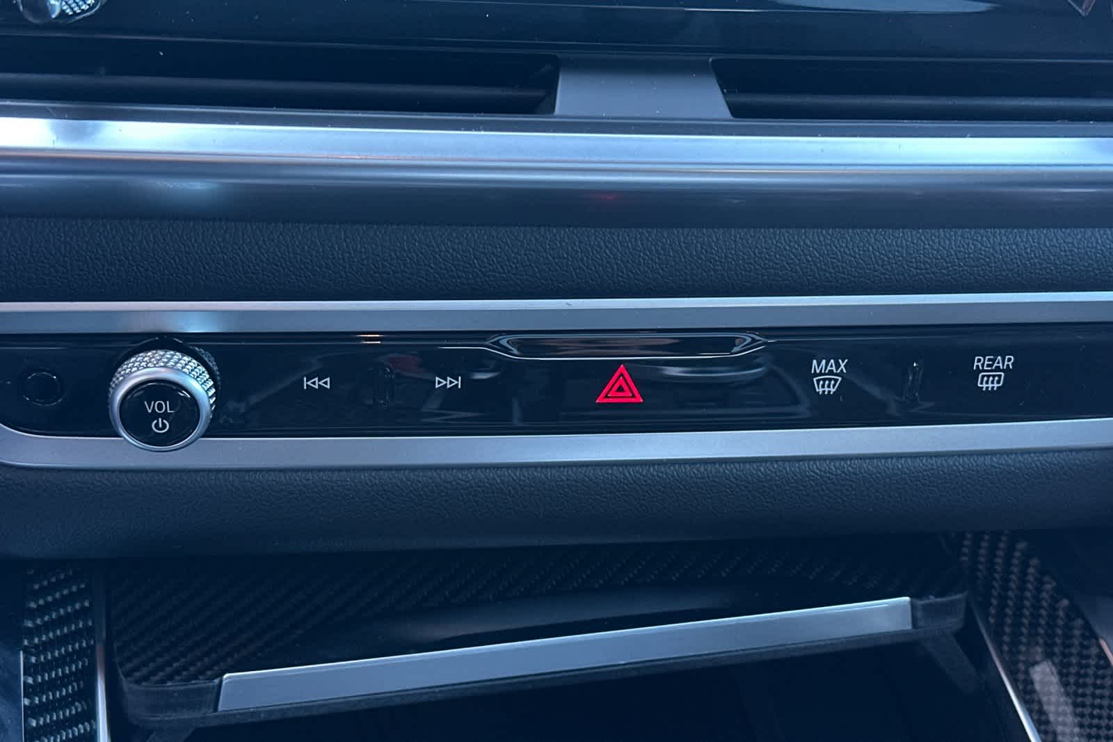 Thumbnail: 2026 BMW X6 - 25