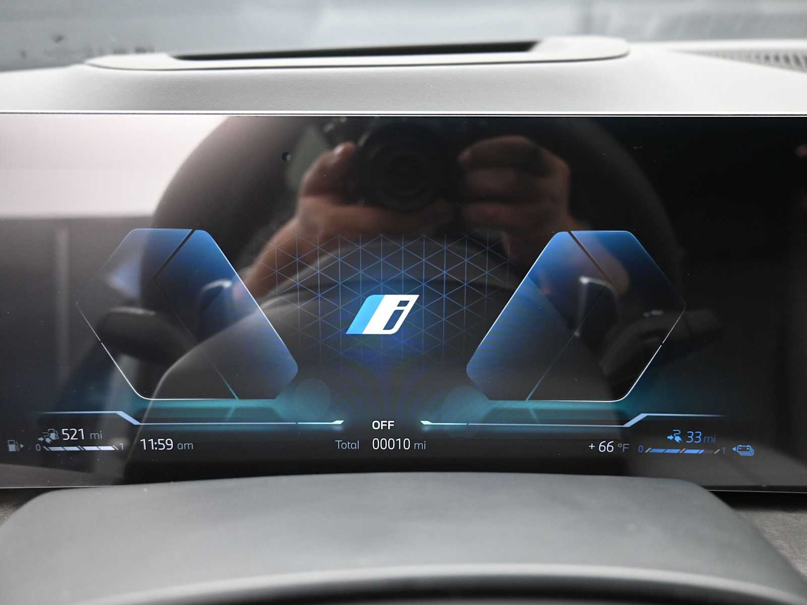 Thumbnail: 2026 BMW X5 - 13