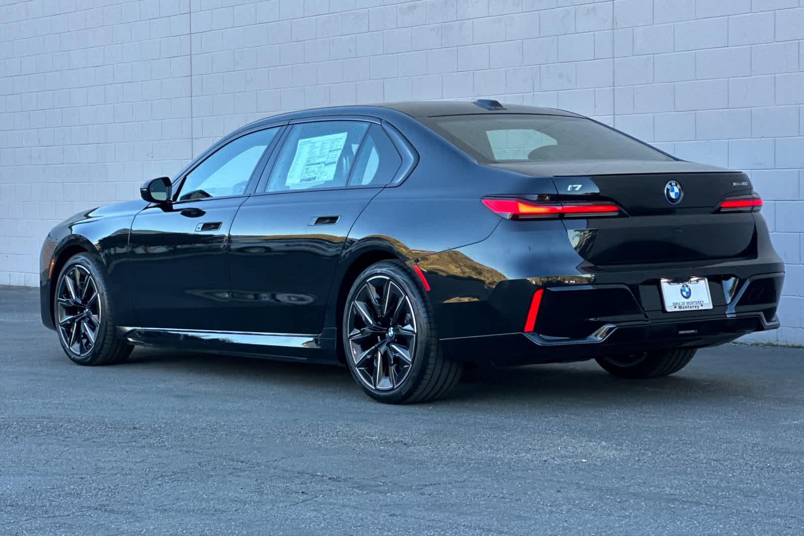 Thumbnail: 2024 BMW i7 - 6