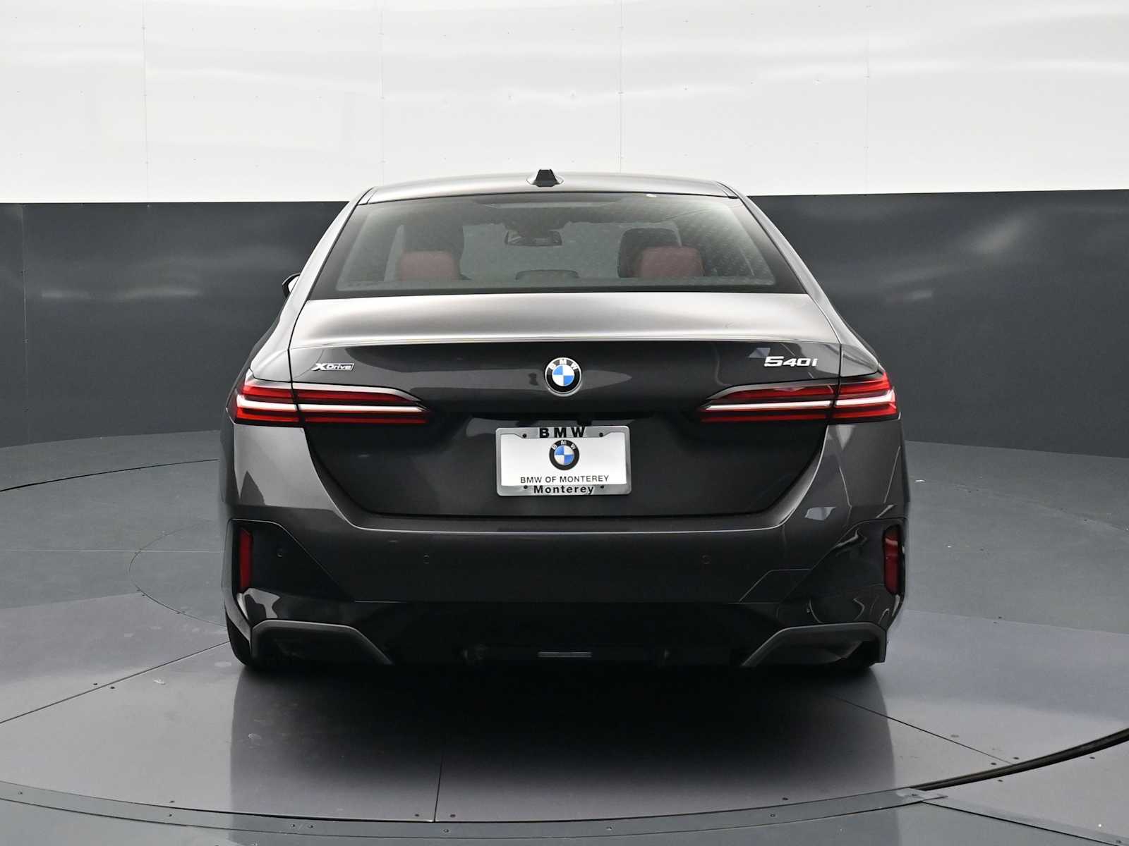 Thumbnail: 2026 BMW 5 Series - 6