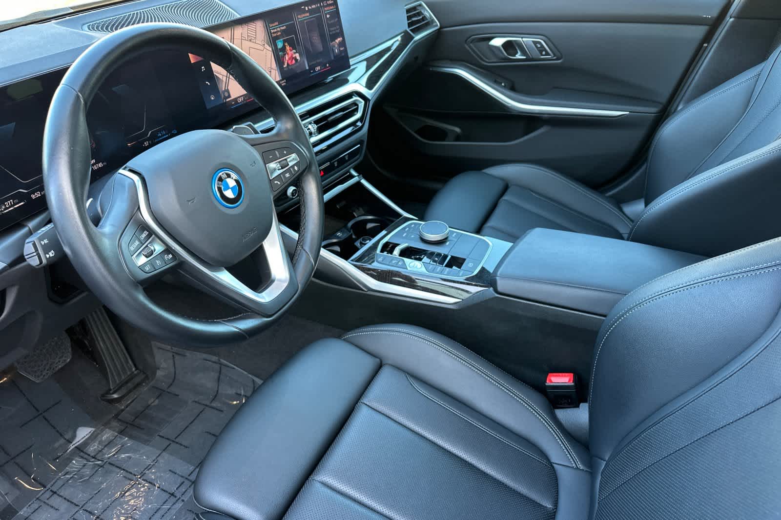 Thumbnail: 2023 BMW 3 Series - 13