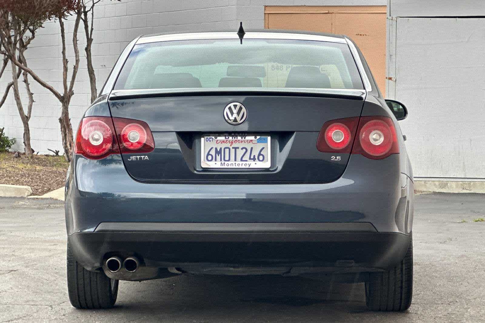 2010 Volkswagen Jetta Limited Edition 8