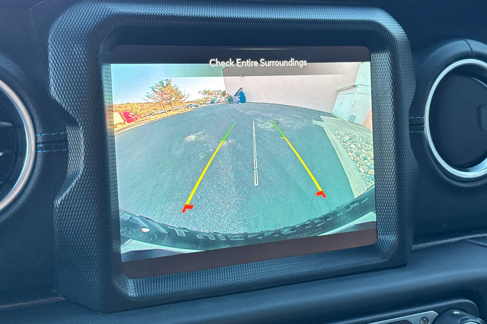 Thumbnail: 2021 Jeep Wrangler - 22