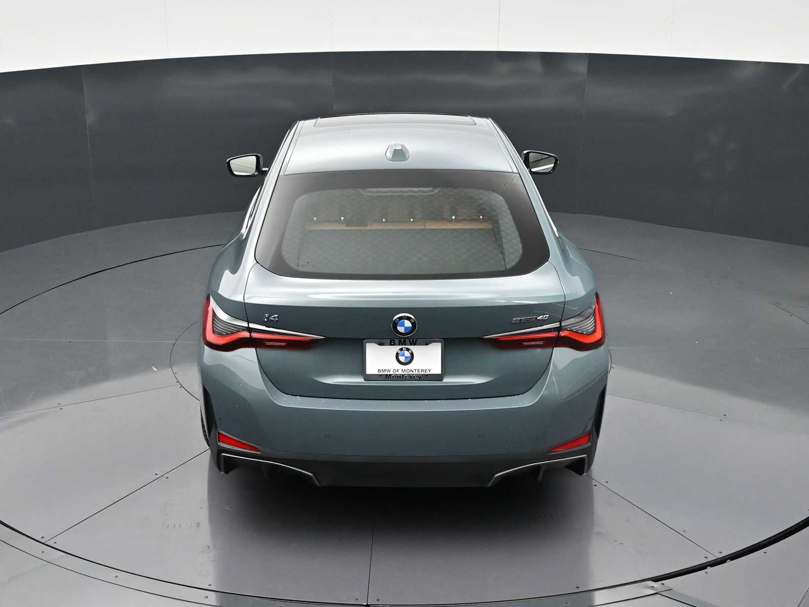 Thumbnail: 2026 BMW i4 - 13
