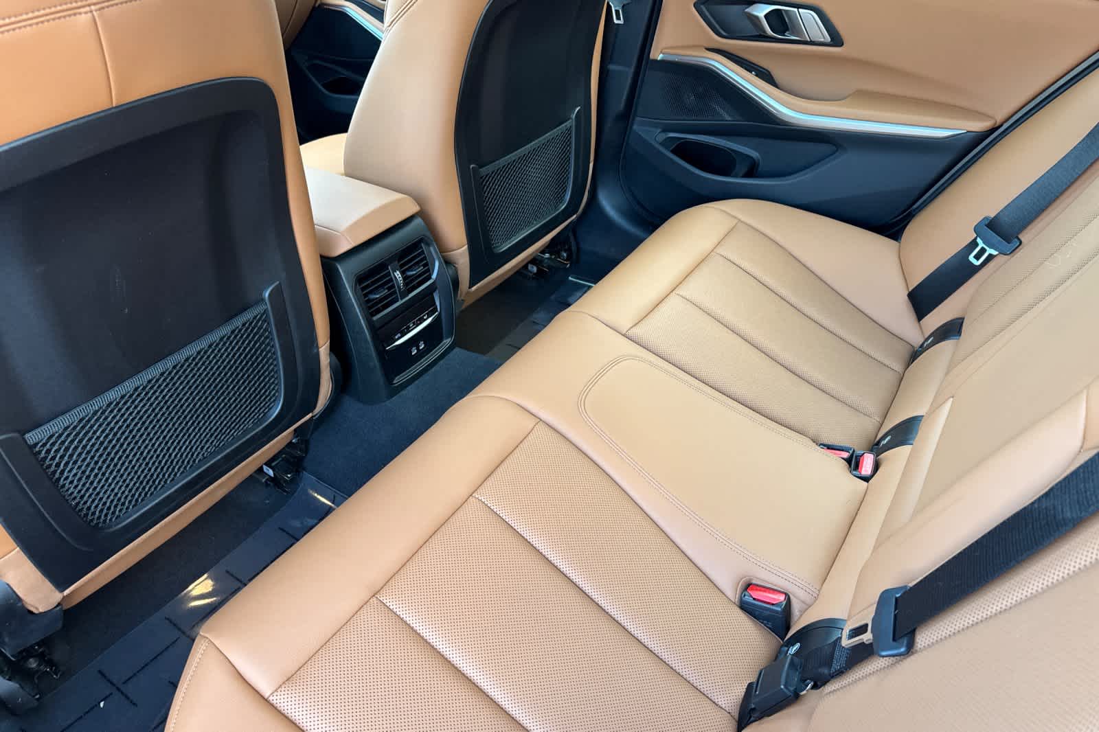 Thumbnail: 2023 BMW 3 Series - 4