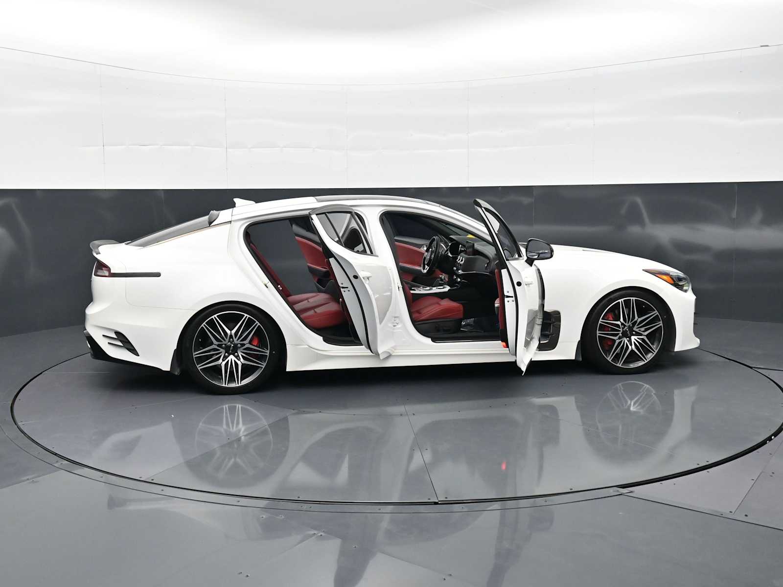 2022 Kia Stinger GT1 - Photo 52