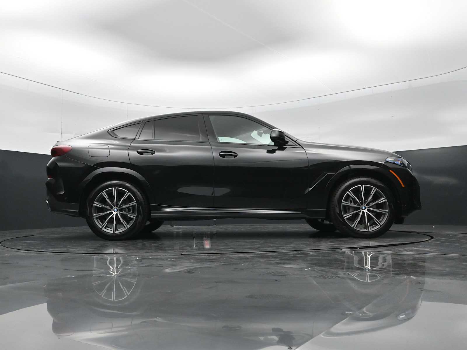 2026 BMW X6 40i - Photo 27