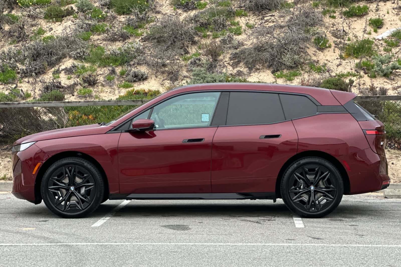 Thumbnail: 2026 BMW iX - 9