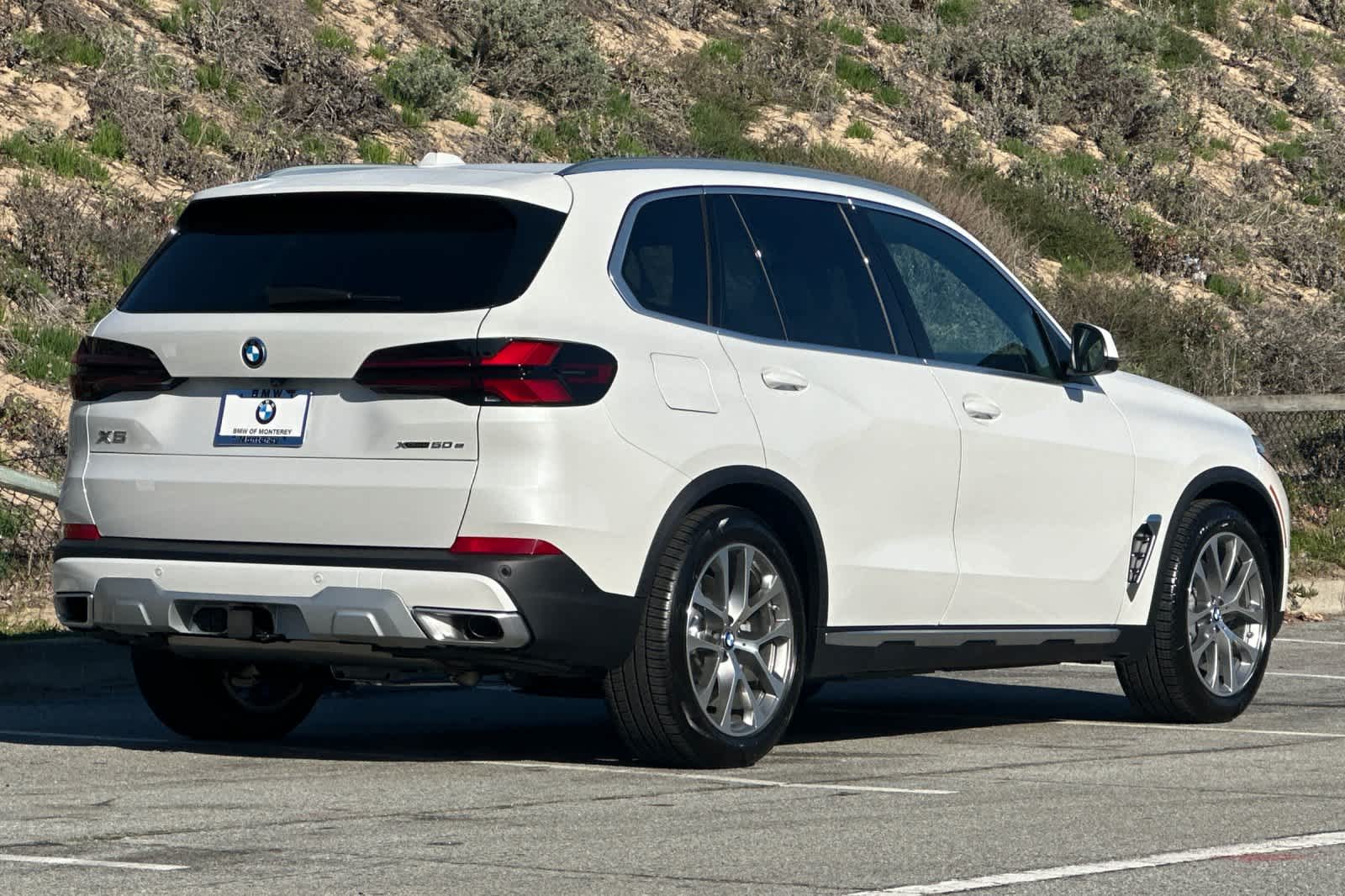 Thumbnail: 2026 BMW X5 - 2