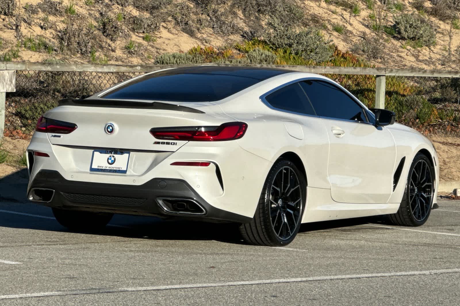 Thumbnail: 2023 BMW 8 Series - 2