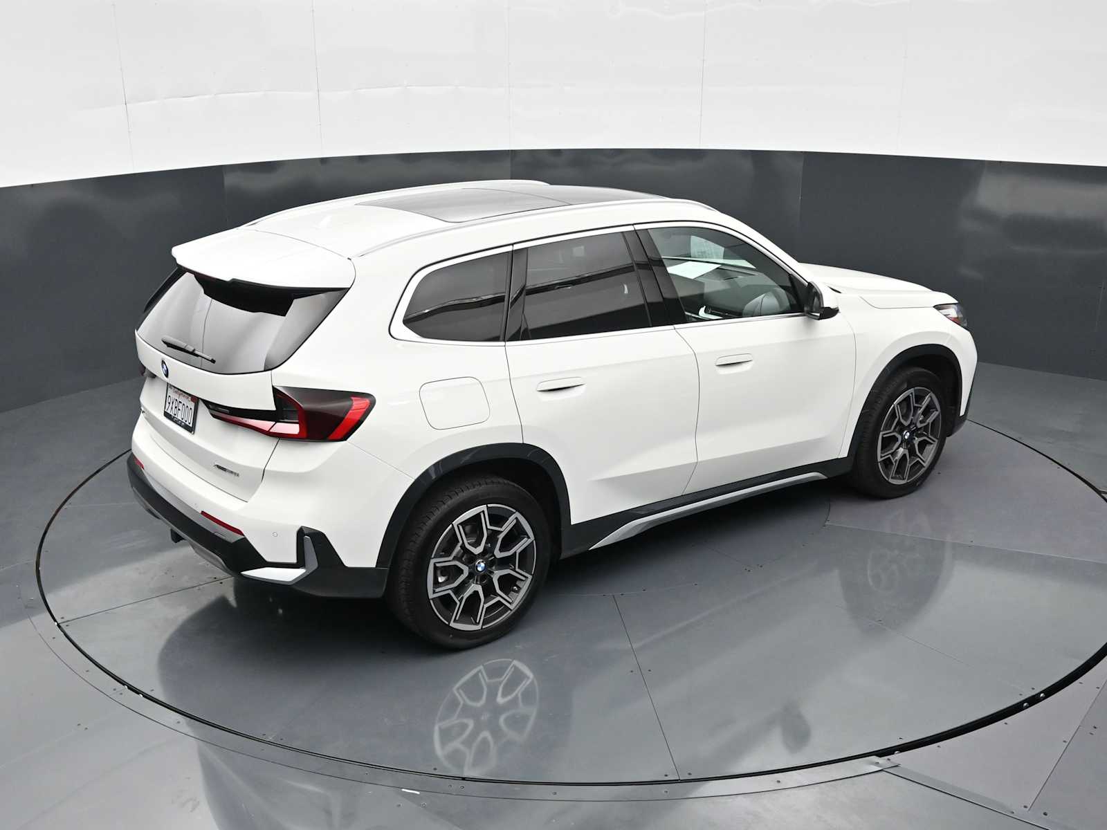2026 BMW X1 28i - Photo 21