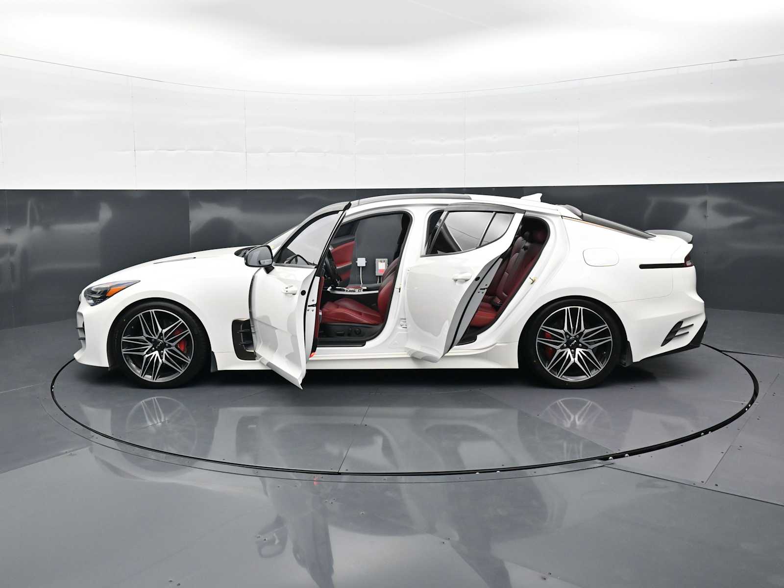 2022 Kia Stinger GT1 - Photo 53